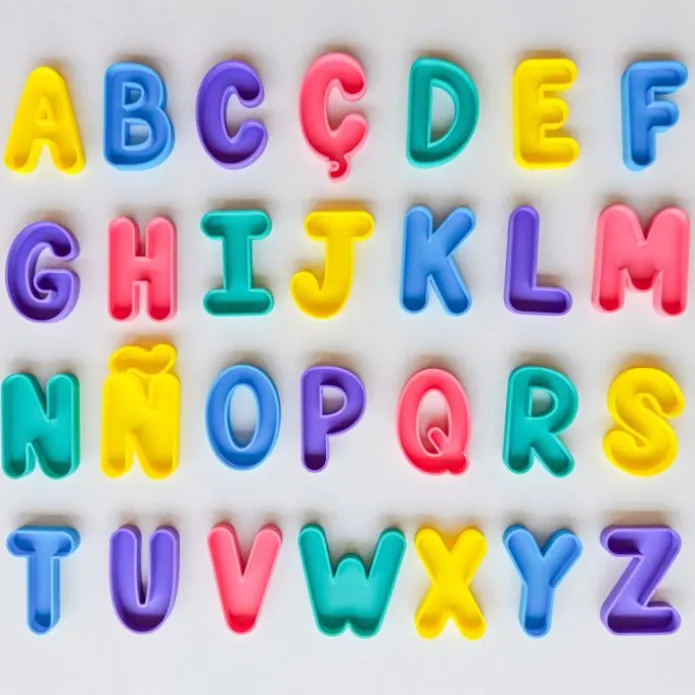 Alfabeto letras mayúsculas rellenables 7 cm (28) - Sumando Momentos