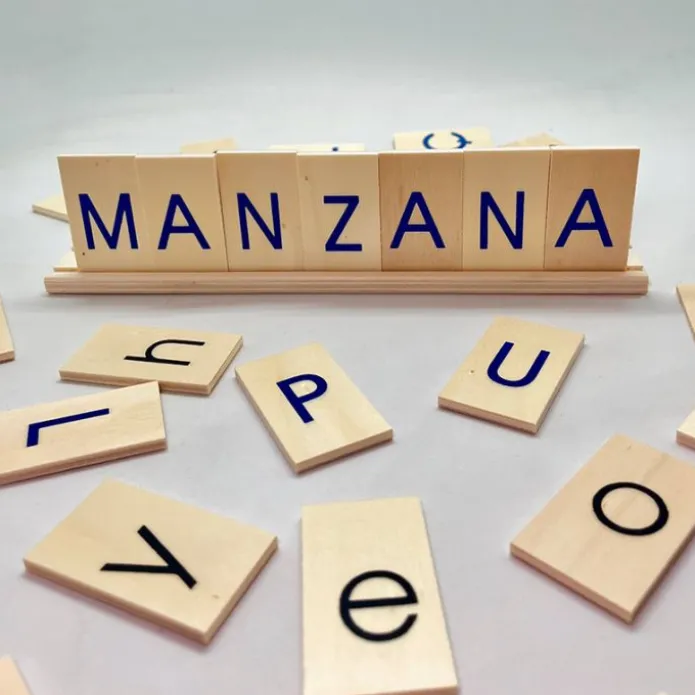 Alfabeto Montessori de madera mayúsculas y minúsculas imprenta (360) - Xangó