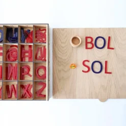 Alfabeto Montessori letras mayúsculas translúcidas castellano/catalán (170) - R-cre@