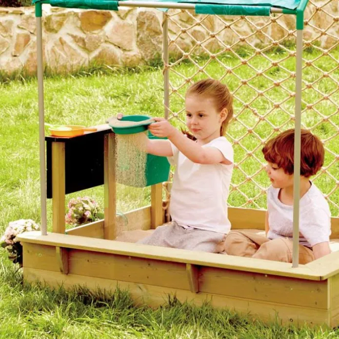 Arenero de madera con cabaña y accesorios - Hape