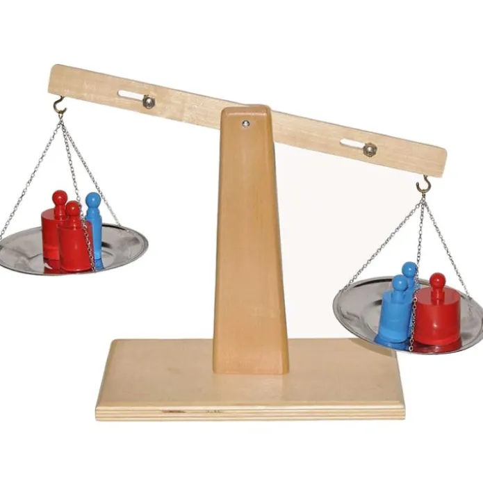 Balanza de madera con pesos - Montessori