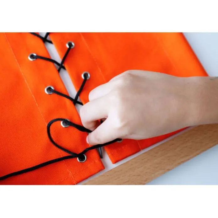 Bastidor de madera con cordones - Montessori