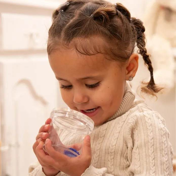 Bote con lupa de plástico para observar insectos - TickiT