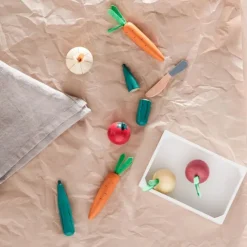 Caja con 9 verduras de madera - Kid's Concept