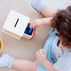Caja de permanencia de madera con cajón Hucha - Montessori