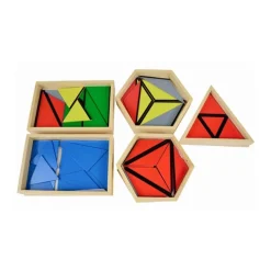 Cajas de madera con mini triángulos constructivos - Montessori