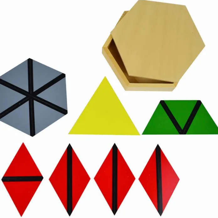 Cajas de madera con mini triángulos constructivos - Montessori