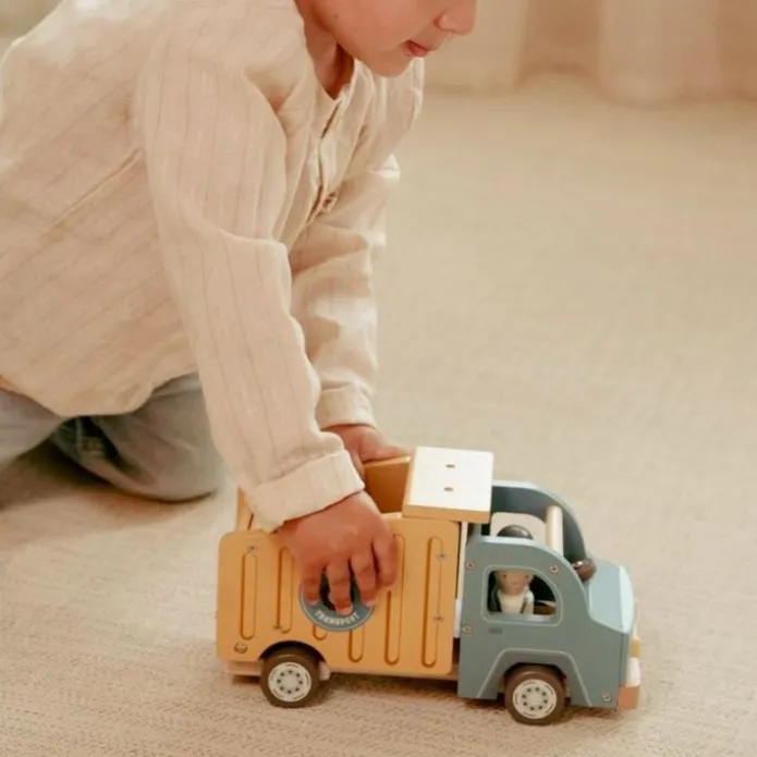 Camión volquete con muñecos y accesorios de madera - Little Dutch