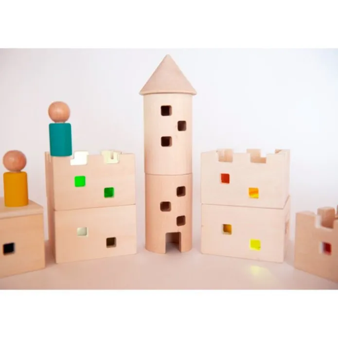Castillo de madera con ventanas translúcidas 19 piezas - Andreu Toys