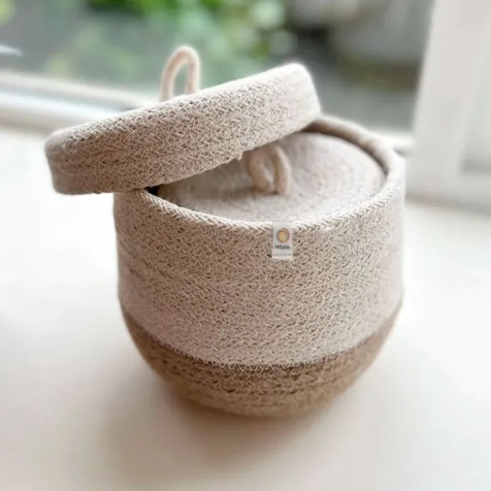 Cestas de yute para almacenar y clasificar con tapa beige y marrón (2) - ReSpiin