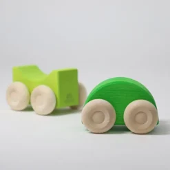 Coches de madera apilables verdes (2) - Grimm's