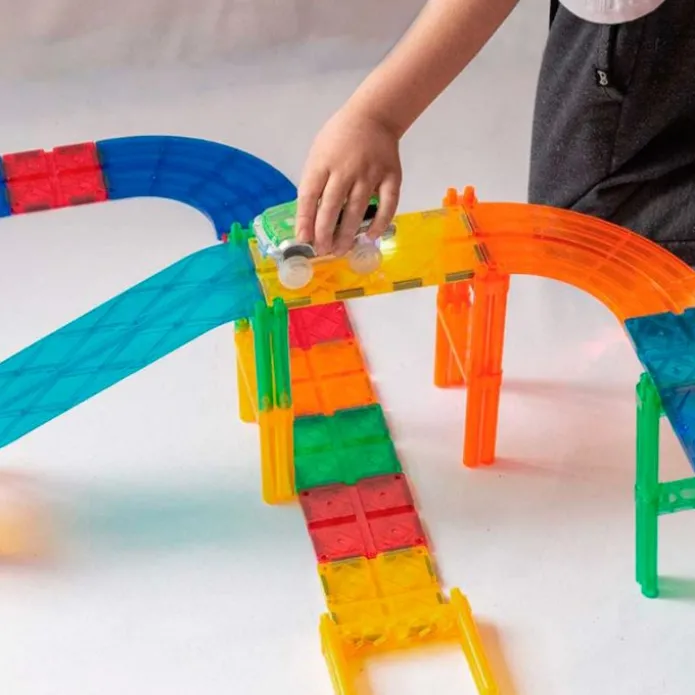Construcción magnética pista de carreras Imanix 105 piezas - Braintoys