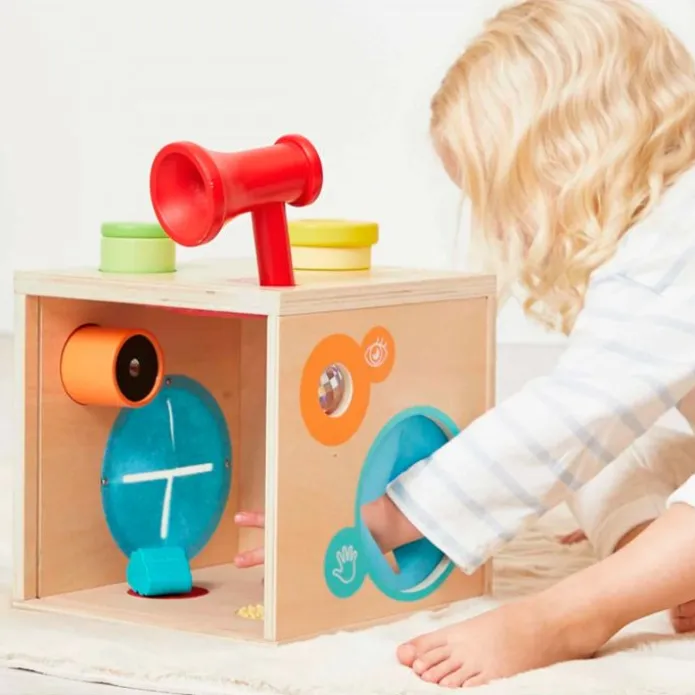 Cubo de madera con actividades sensoriales - Janod