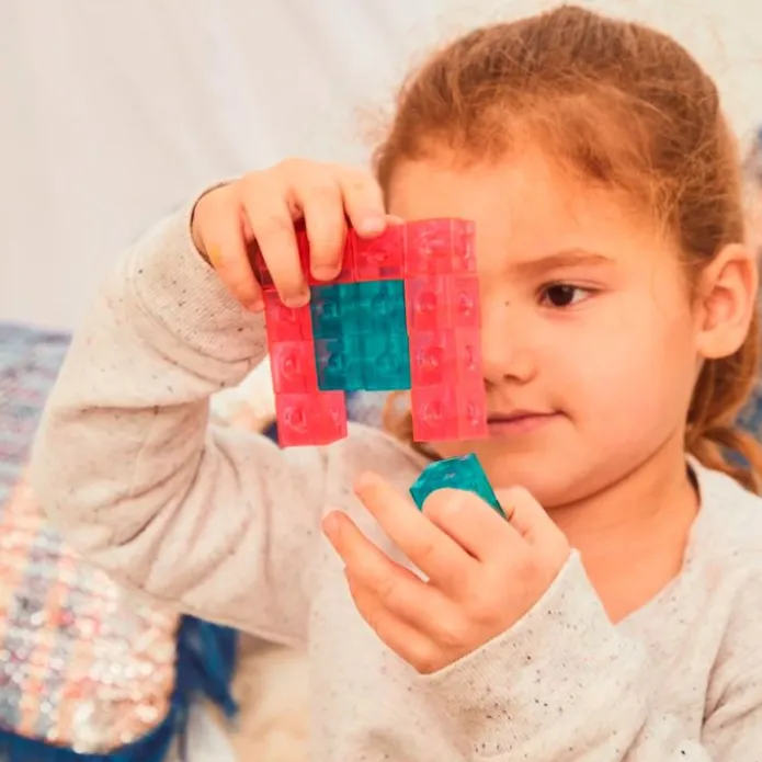 Cubos de colores para construir translúcidos (100) - EDX Education
