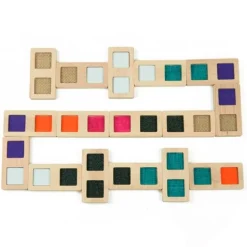 Dominó sensorial de madera con texturas - Andreu Toys