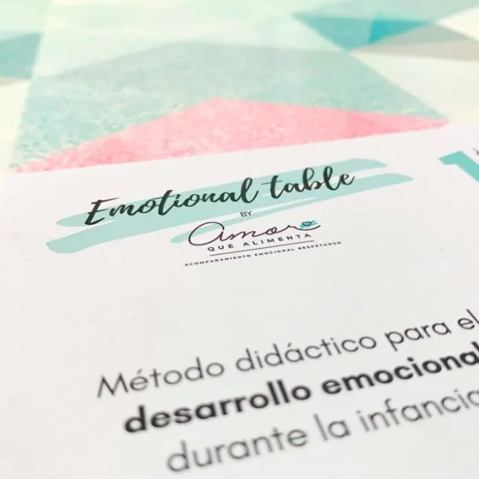 Emotional Table Castellano (24 imanes) - Amor que Alimenta