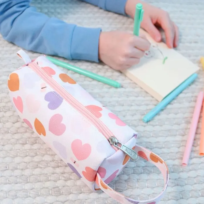 Estuche con asa Corazones - A Little Lovely Company