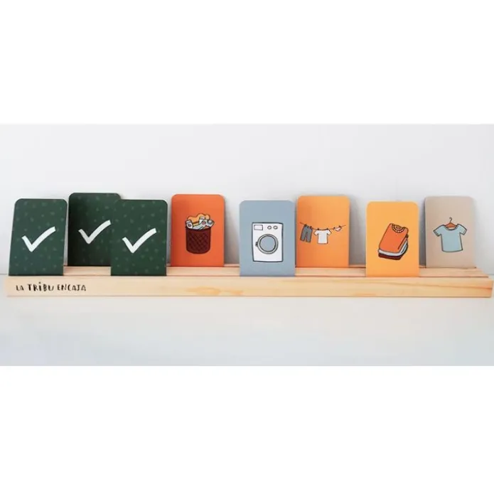 Expositor de madera para tarjetas y cartas - La Tribu Encaja