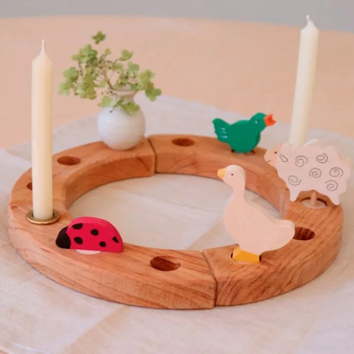 Figura mariquita de madera para calendario anual y espiral de celebración - Grimm's