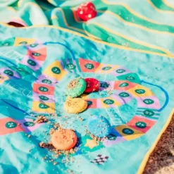 Juego de playa 2 en 1: Oca y Serpientes y escalera - Quut