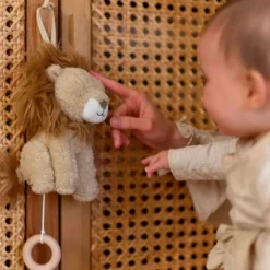 León de peluche musical con colgador Safari Friends - Little Dutch