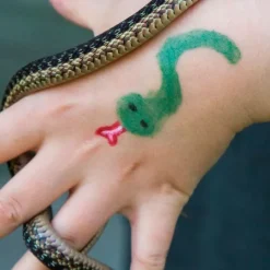 Lápiz de maquillaje para cara y cuerpo verde - Namaki