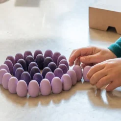 Mandala huevos con 36 huevos de madera colores púrpuras - Grapat