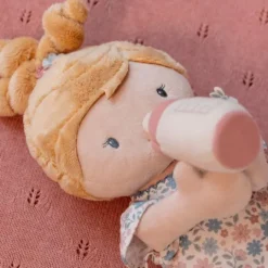 Muñeca bebé Julia con accesorios - Little Dutch