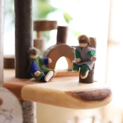 Muñecos flexibles de fieltro y madera familia (5) - Magic Wood