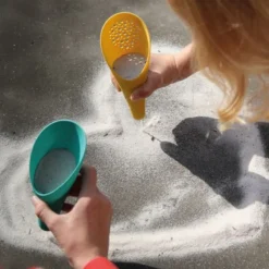 Pala, colador y pelota para arena Cuppi Lagoon - Quut