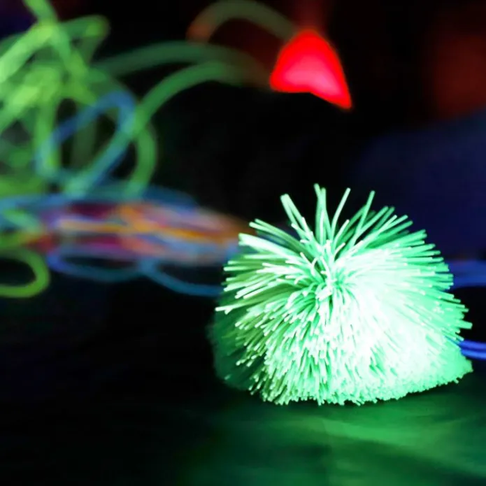 Pelota filamentos fluorescente luz ultravioleta - Playlearn