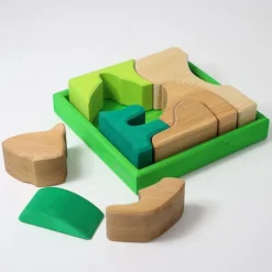Puzle de madera y set de construcción Ardilla verde - Grimm's