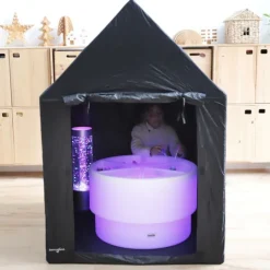Sala sensorial negra con ventanas - Playlearn