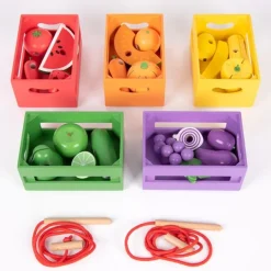 Set de 5 cajas con 20 frutas y verduras de madera para coser - TickiT