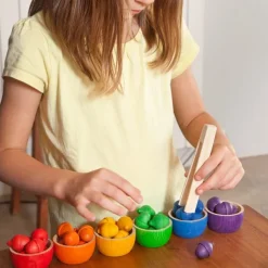 Set de cuencos y bellotas de madera colores arcoíris - Grapat