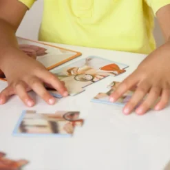 Set de 12 puzles: niños felices del mundo - Akros