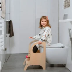 Taburete de aprendizaje de madera con altura ajustable MIIMO - Ette Tete