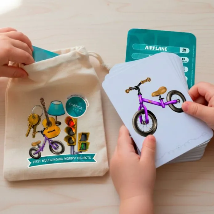 Tarjetas 8 idiomas Mis primeras palabras multilingües: objetos (32) - Emeteca Kids