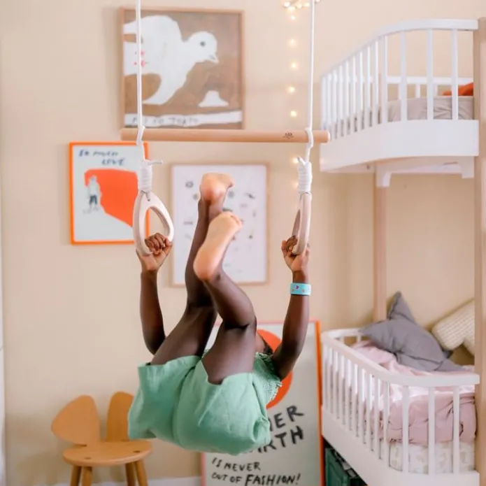 Trapecio de cuerda y madera con anillas para interior o exterior - Kinderfeets